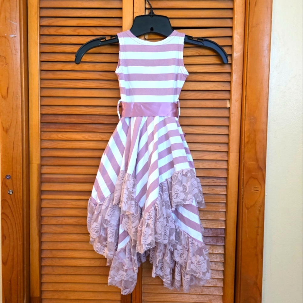 EUC BMG Girls Ruffle Tiered Dress Size 2T/3T - Picture 2 of 2